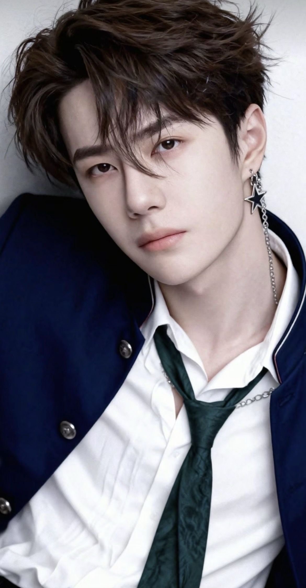 Fandom-recommended wallpaper image of Wang Yibo