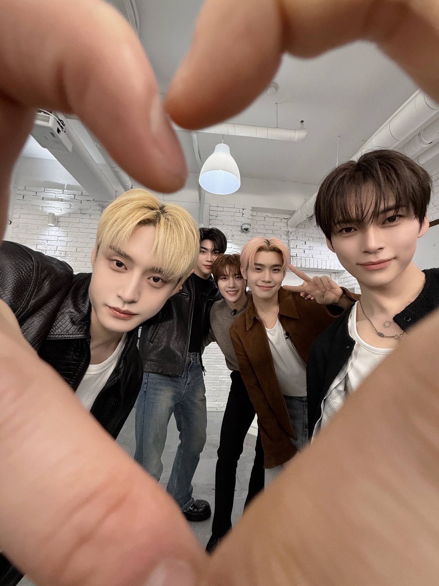 Behind-the-scenes cut of Seok Matthew (ZEROBASEONE)