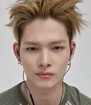 NI-KI (ENHYPEN)的幕後花絮