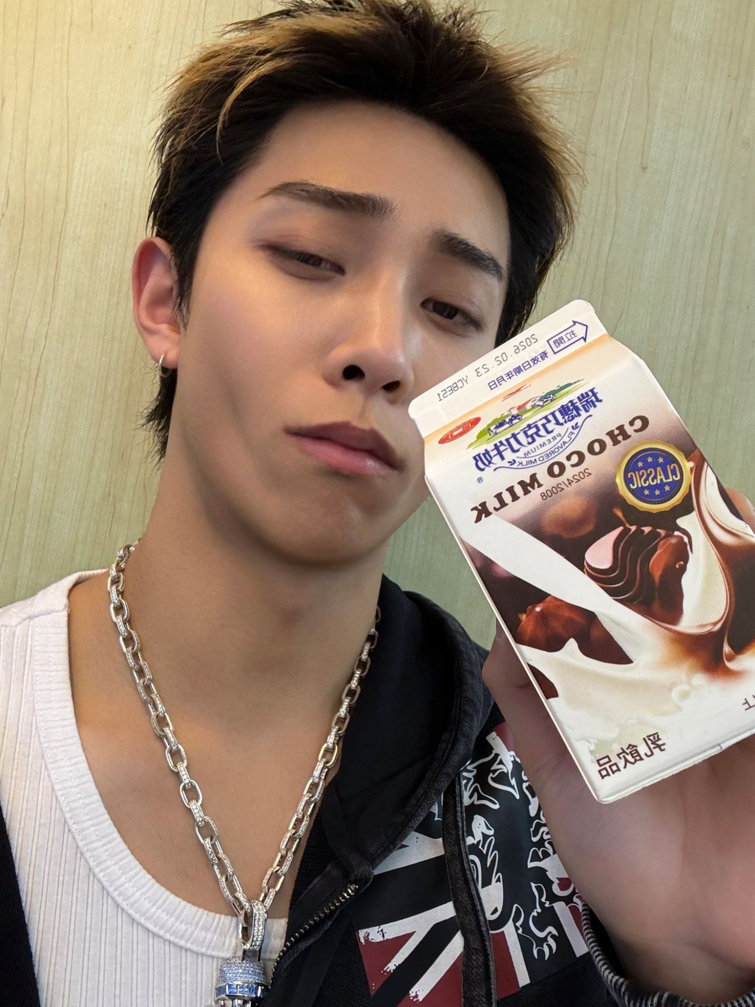 Behind-the-scenes cut of Ryul (LNGSHOT)