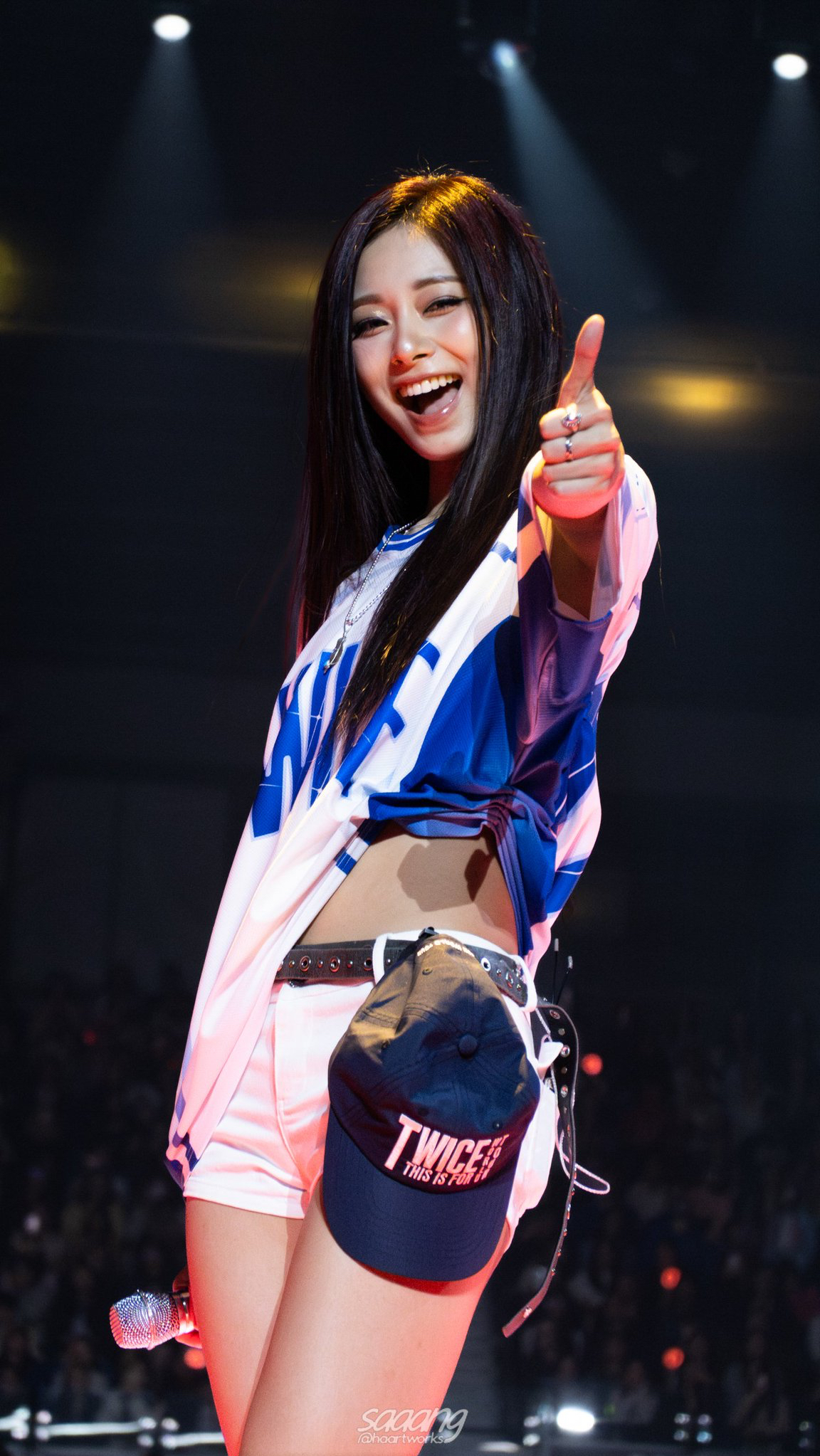 Potret di balik layar Tzuyu (TWICE)