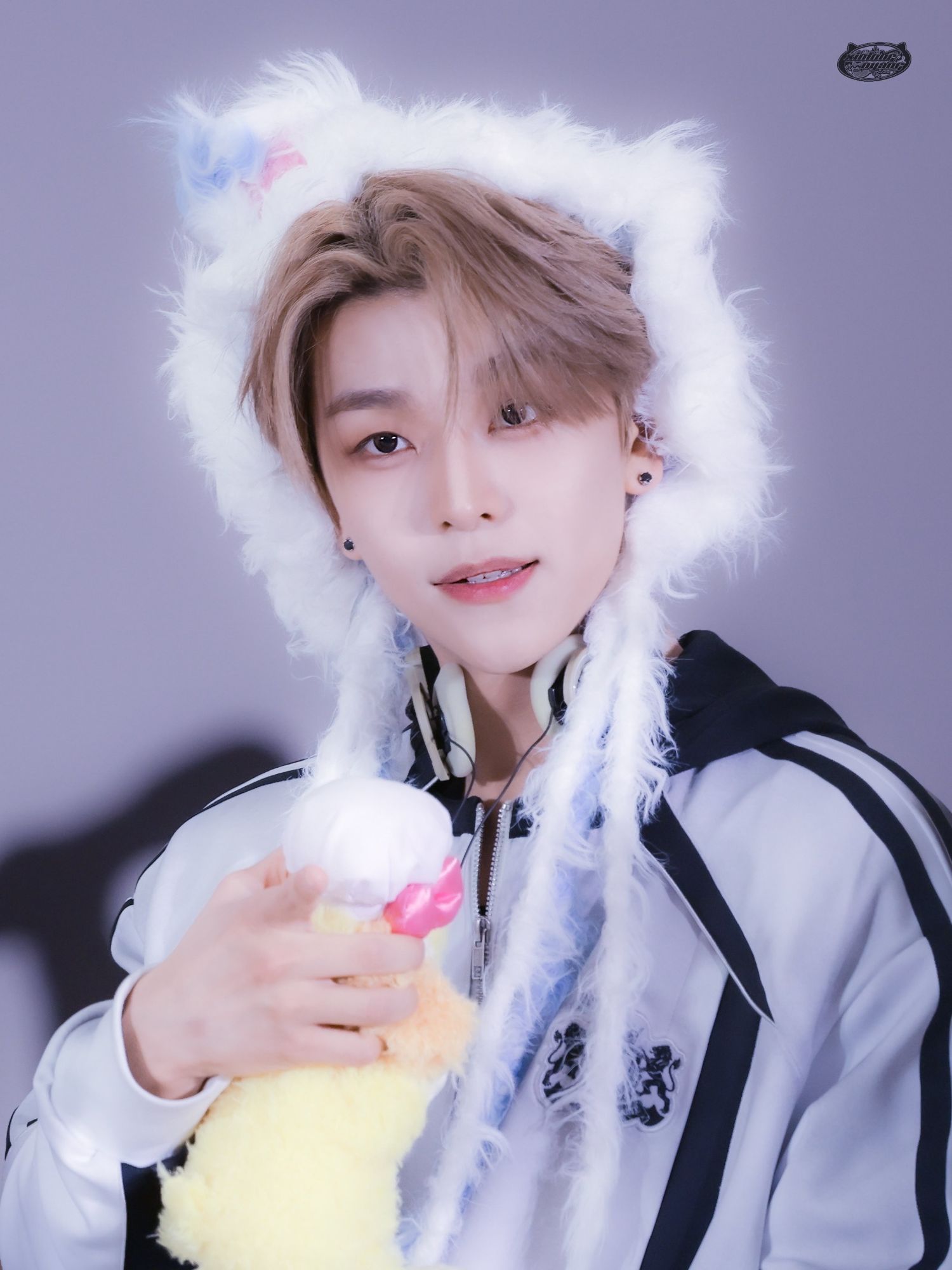 Behind-the-scenes cut of He Xinlong (ALPHA DRIVE ONE)