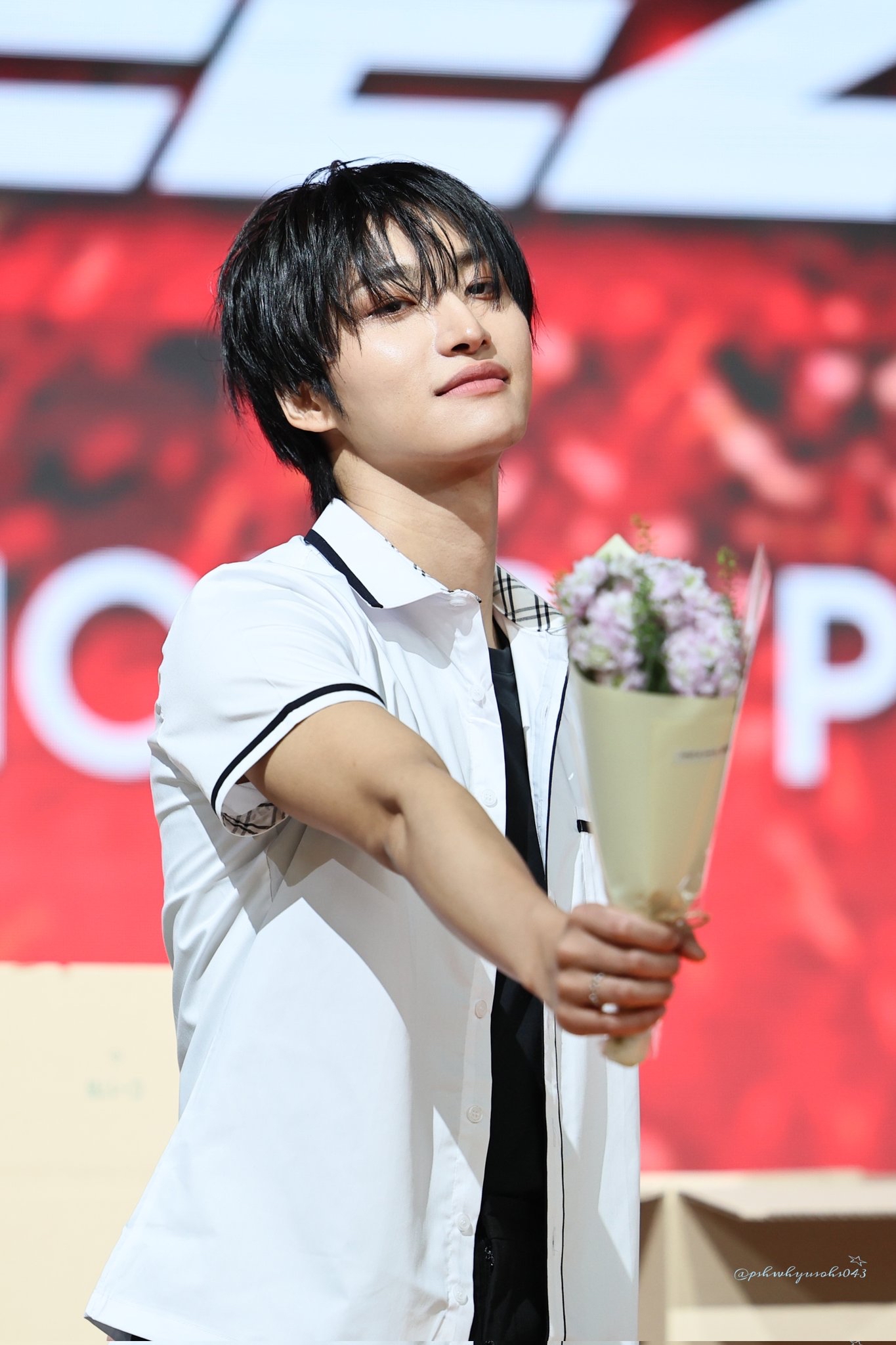 Latest photo of Seonghwa (ATEEZ)