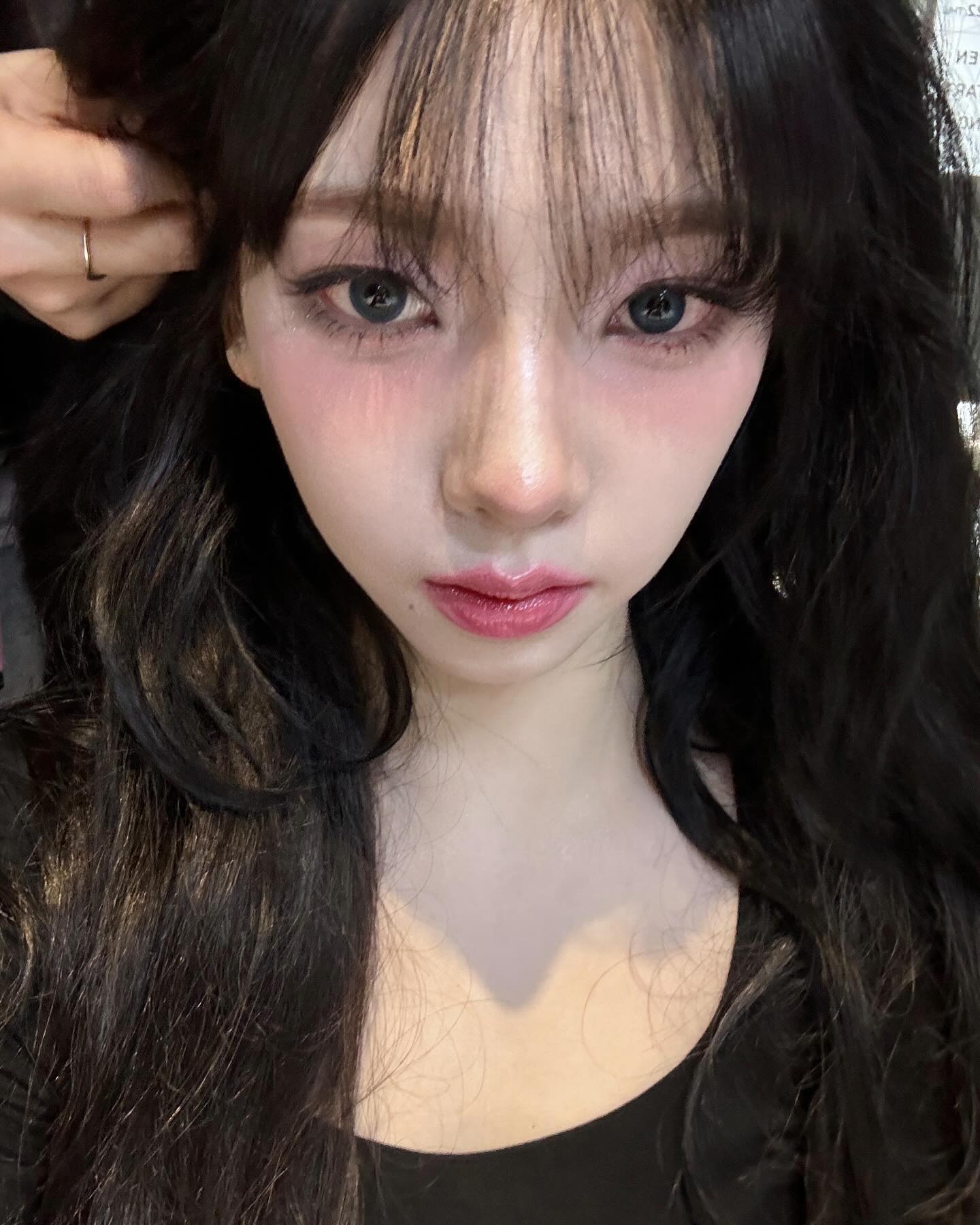 Latest photo of Karina (aespa)