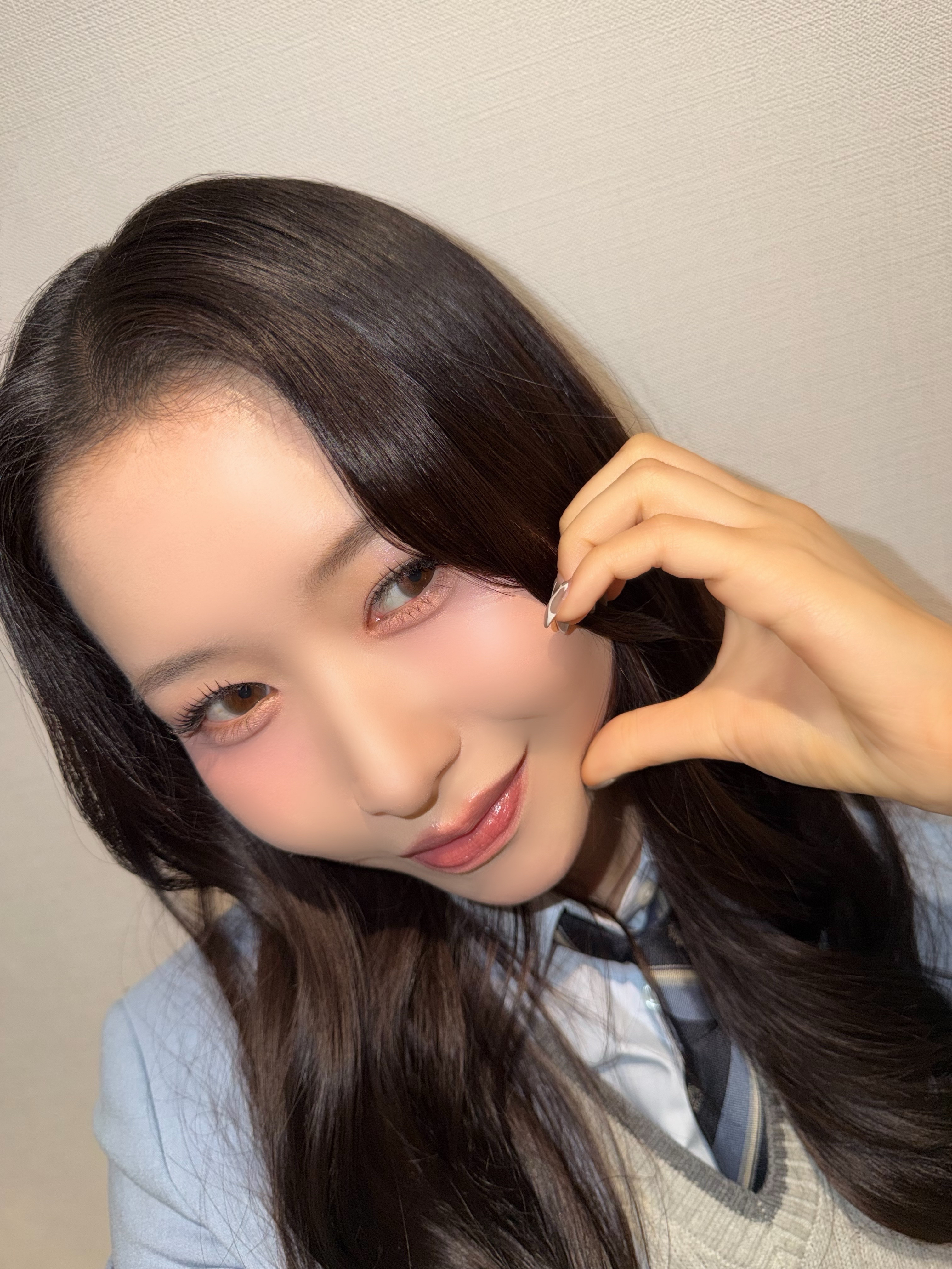 Latest photo of Kasahara Momona (ME:I)