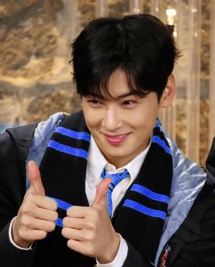 K-POP posts beloved by 문빈 (아스트로) fans