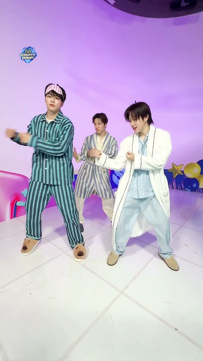 A moment captured by Park Gunwook (ZEROBASEONE)'s fan