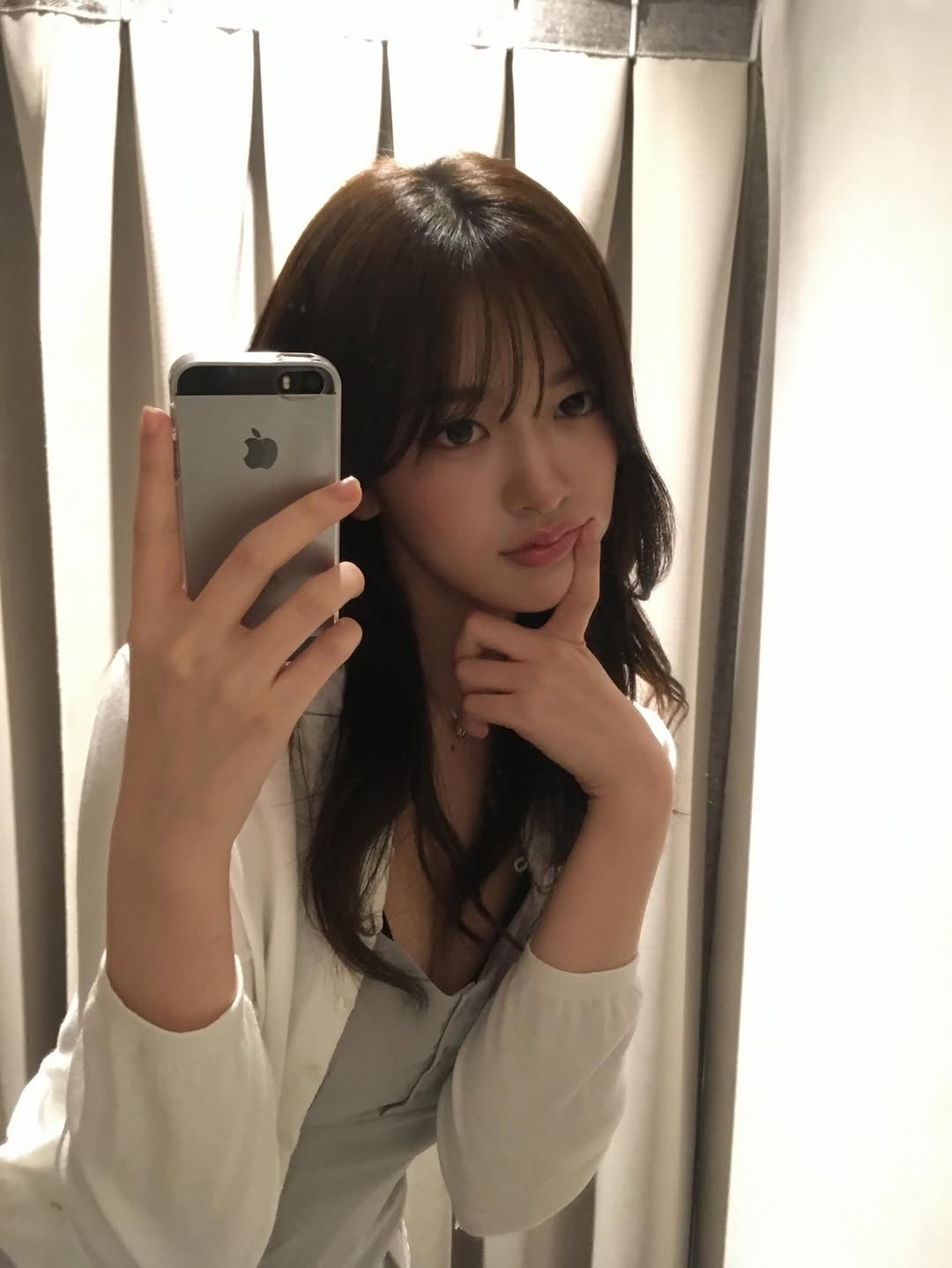 안유진 (IVE) 최근 활동샷