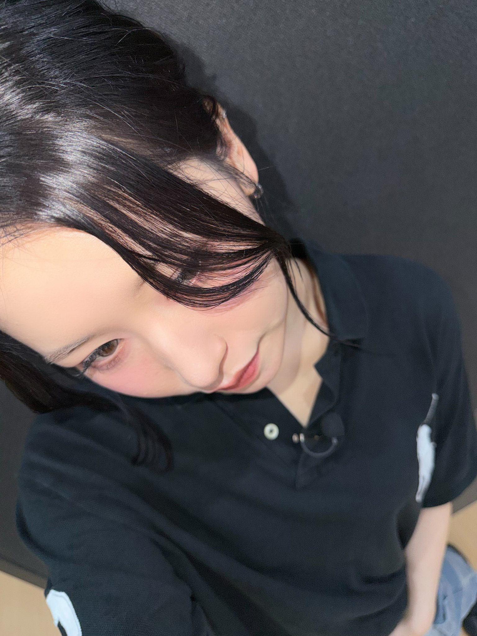Behind-the-scenes cut of Kasahara Momona (ME:I)