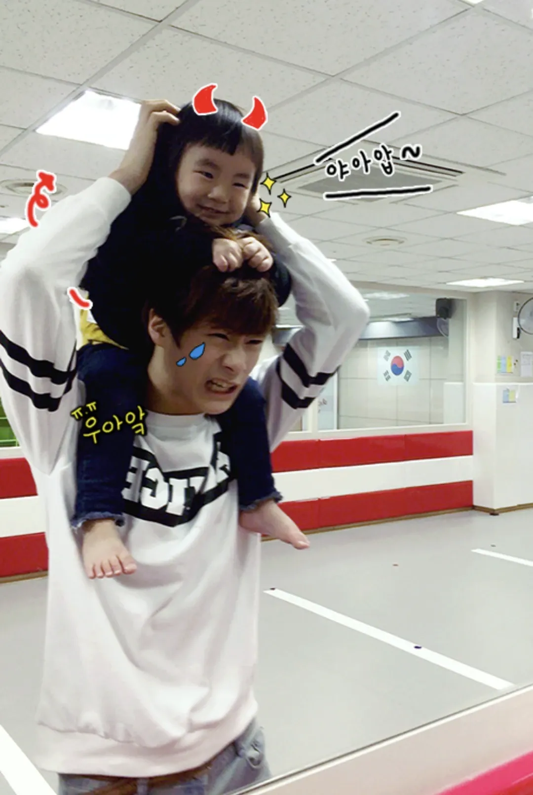 Latest photo of Moonbin (ASTRO)