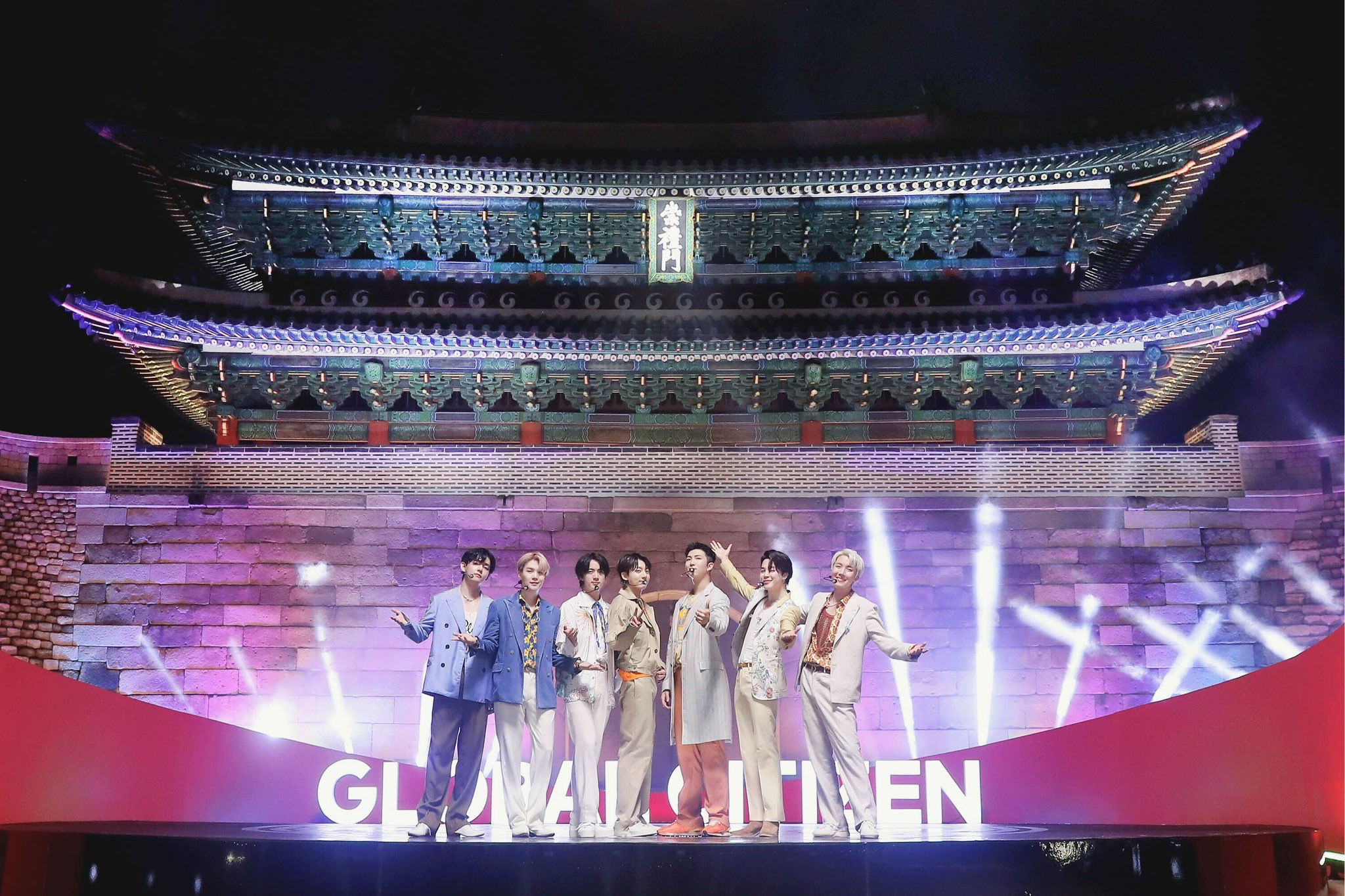 ジン (BTS)の最新写真