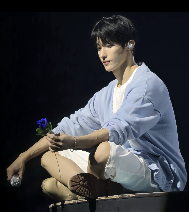 DK (SEVENTEEN)的最新照片