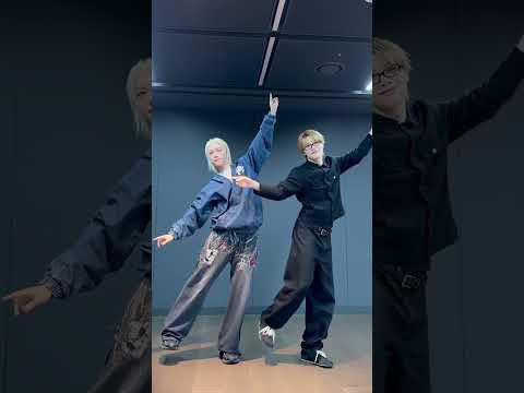 Behind-the-scenes cut of I.N (Stray Kids)