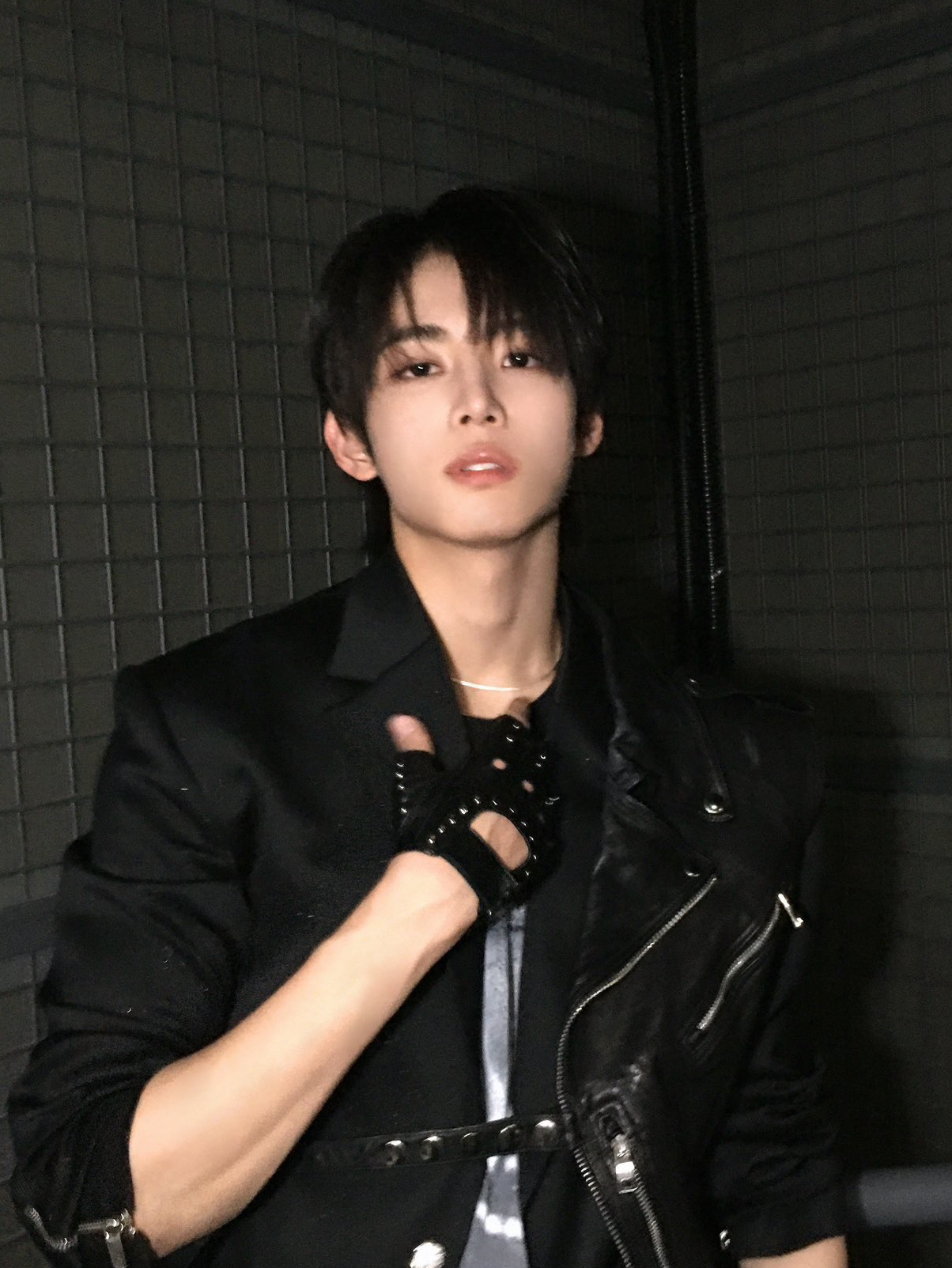 Latest photo of Jang yonghoon (IDID)