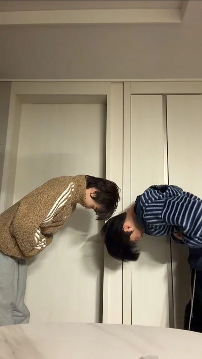 A heartfelt wallpaper shared by CRAVITY's fans