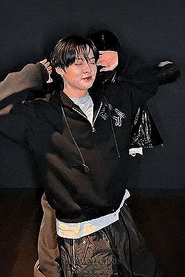 Behind-the-scenes cut of Hyunjin (Stray Kids)