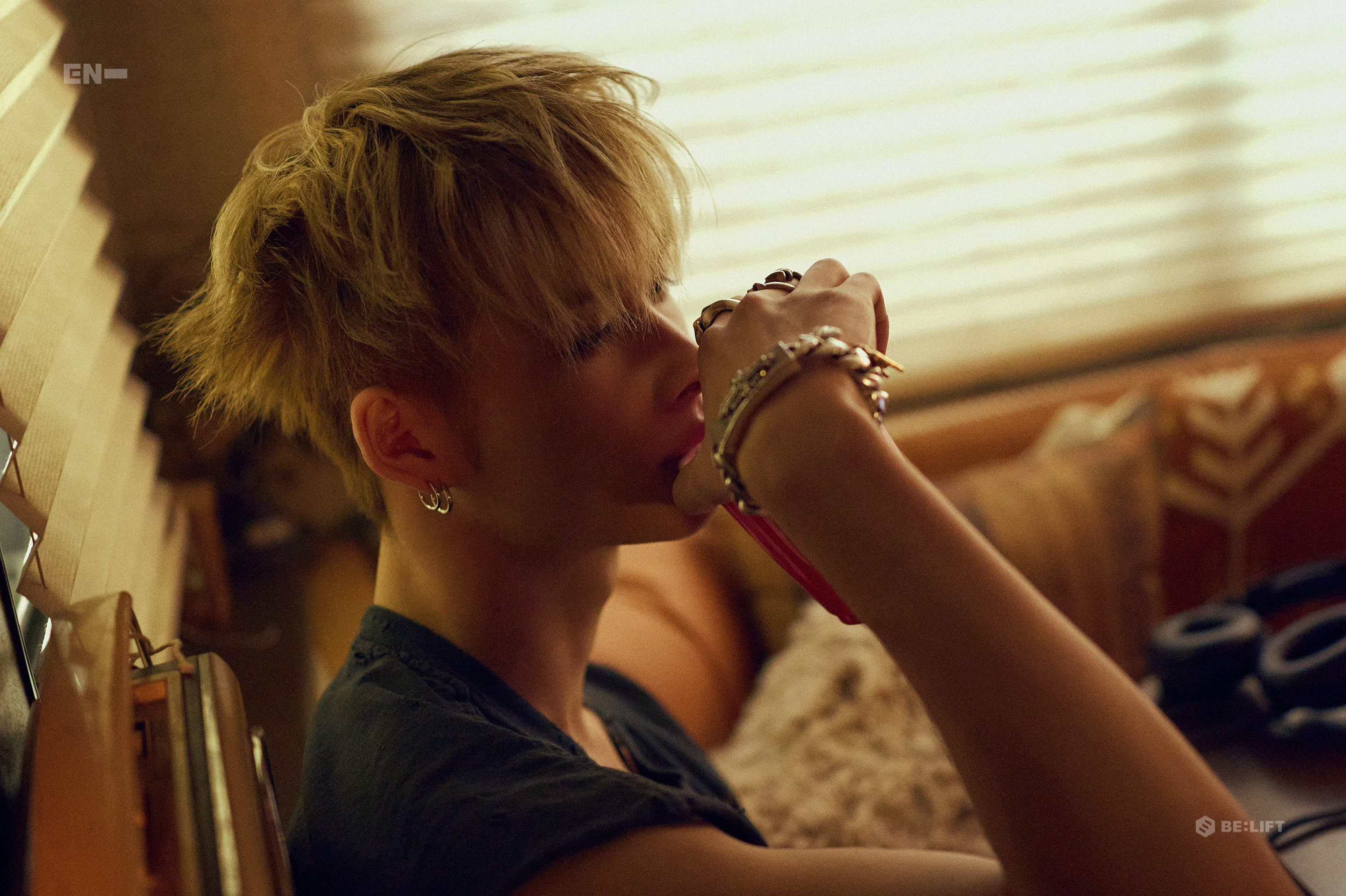 Foto terbaru NI-KI (ENHYPEN)