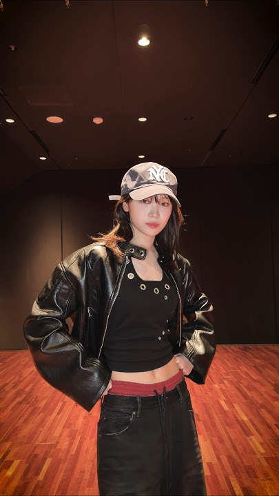 Recent activity shot of Kim Chaewon (LE SSERAFIM)