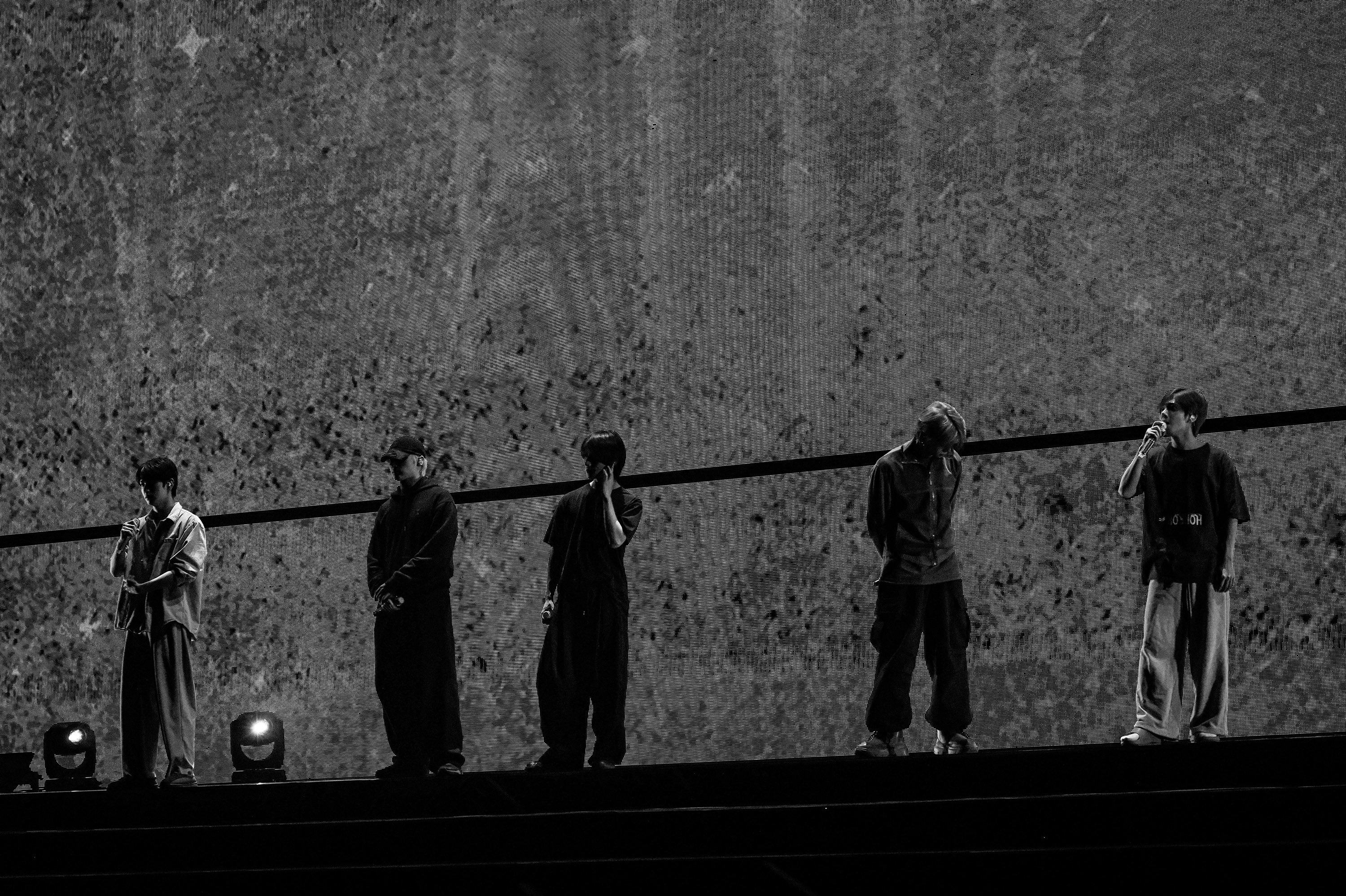 투모로우바이투게더의 비하인드 컷