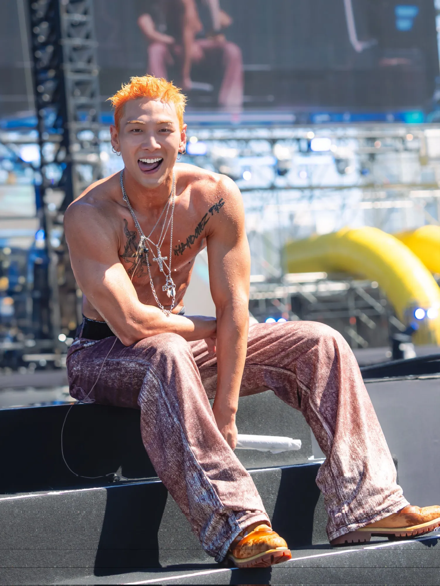 백호 최근 활동샷