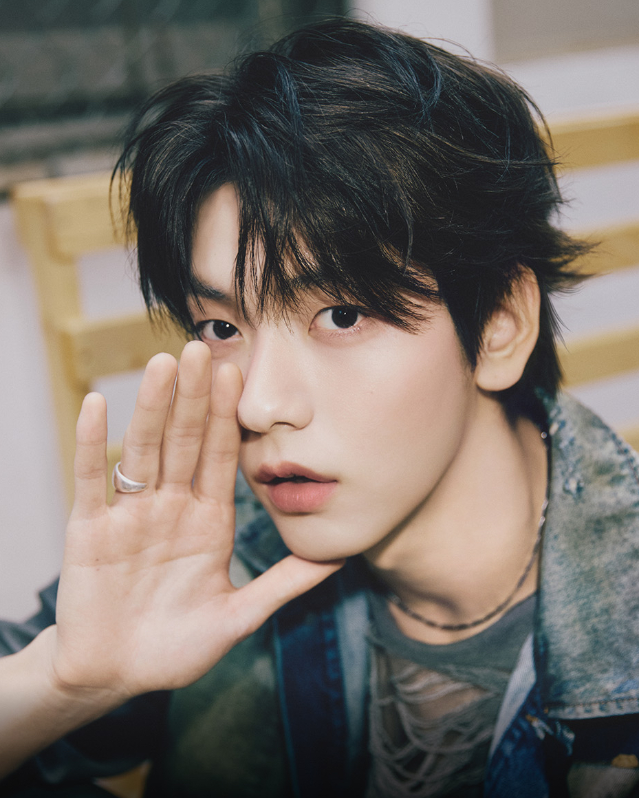 Foto aktivitas terbaru Soobin (TOMORROW X TOGETHER)