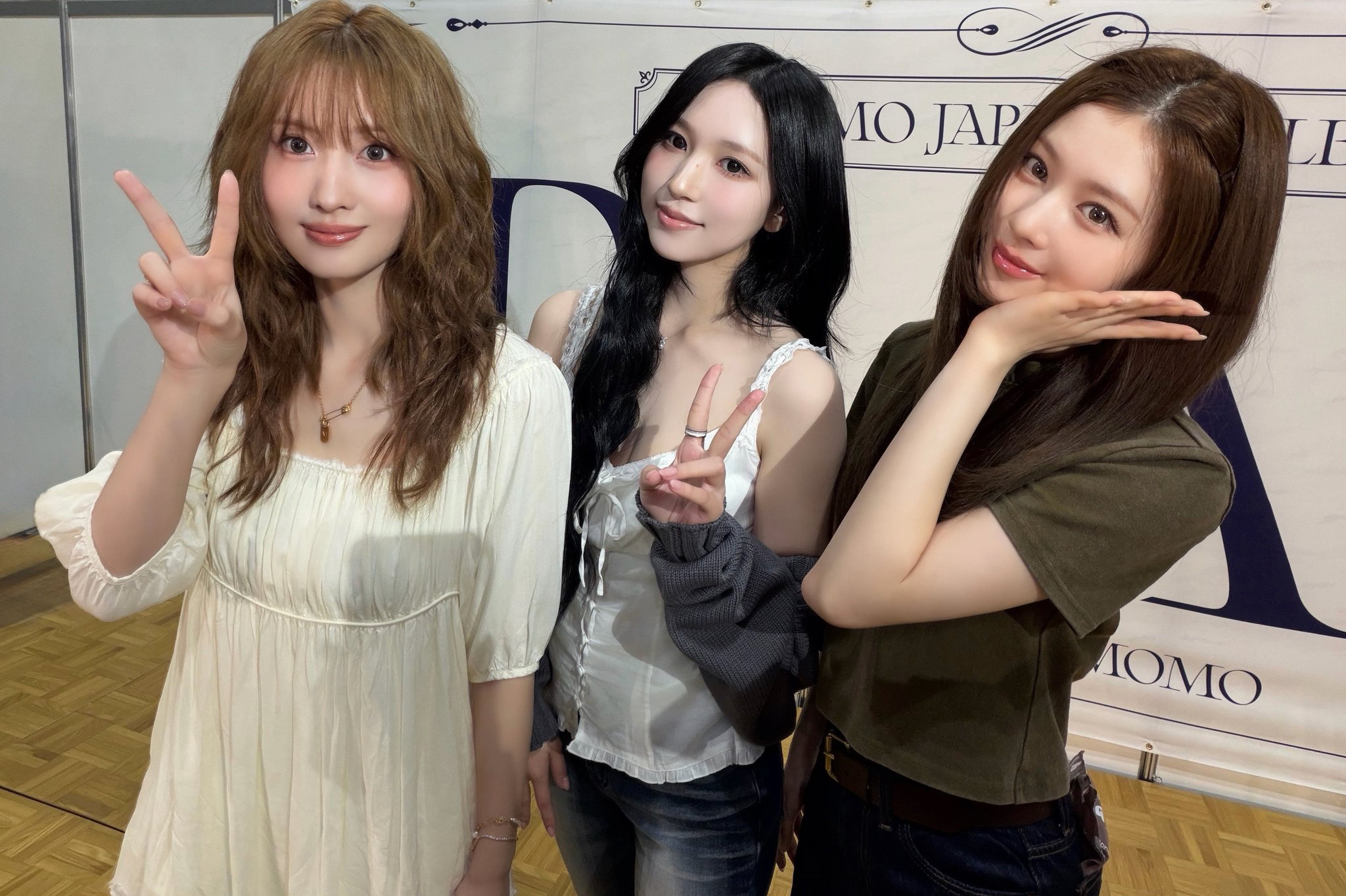 Momen yang diabadikan oleh penggemar Momo (TWICE)