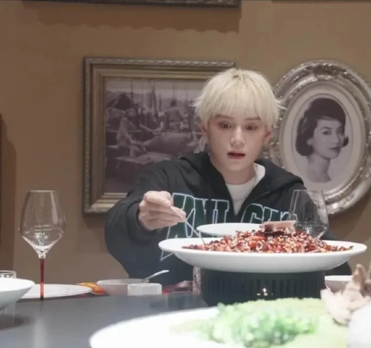 ジャヤン (XODIAC)の最近の活動写真