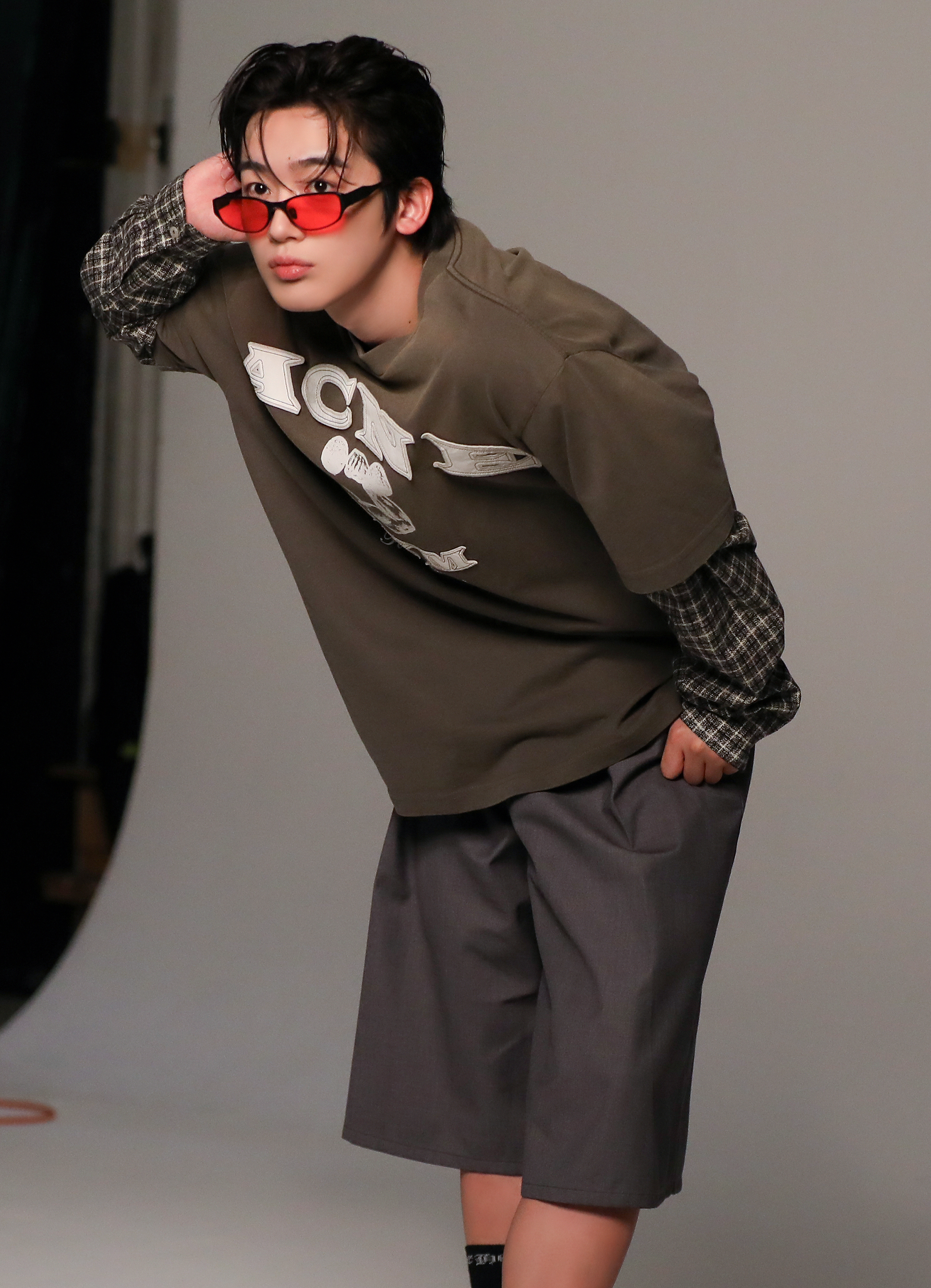 Behind-the-scenes cut of Kim Yohan (WEi)