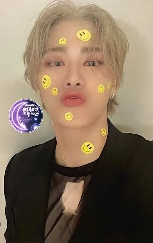 아스트로 최근 활동샷