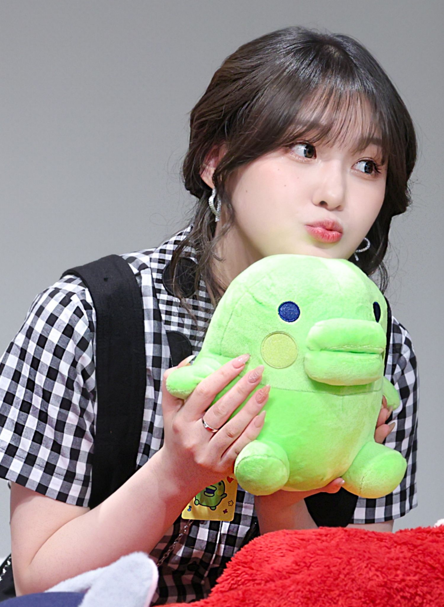 A moment captured by Kim Chaehyun (Kep1er)'s fan