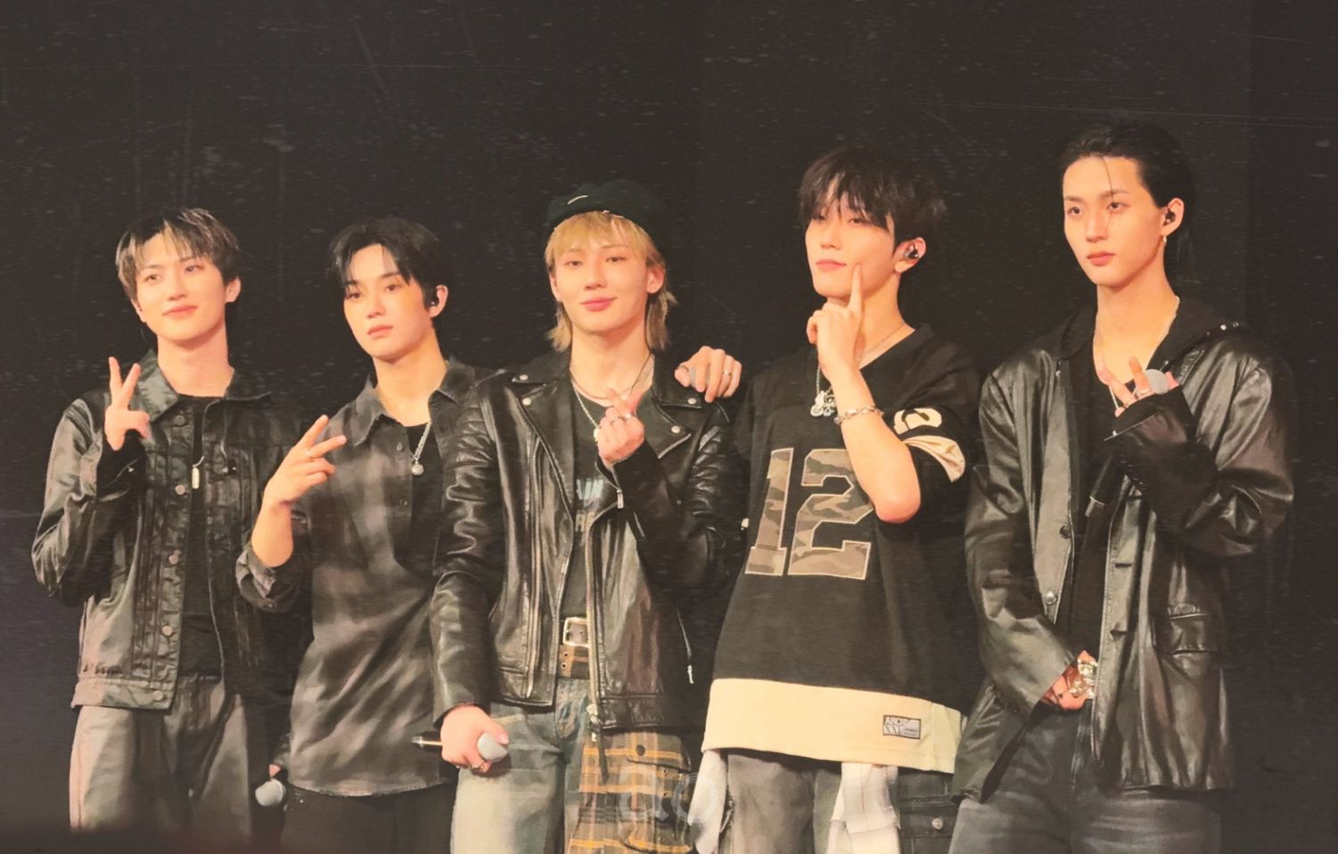 TNX的最新活动照片