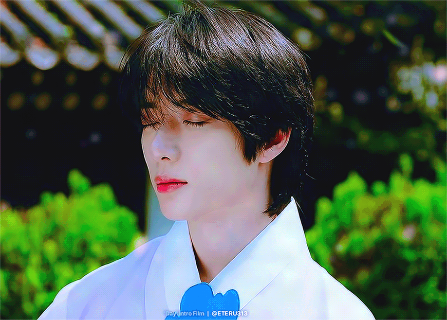 Recent activity shot of Beomgyu (TOMORROW X TOGETHER)