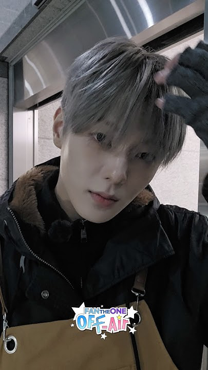 Behind-the-scenes cut of Leejeong (WHIB)