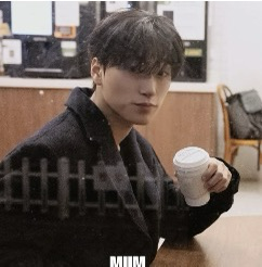 崔傘 (ATEEZ)的最新照片