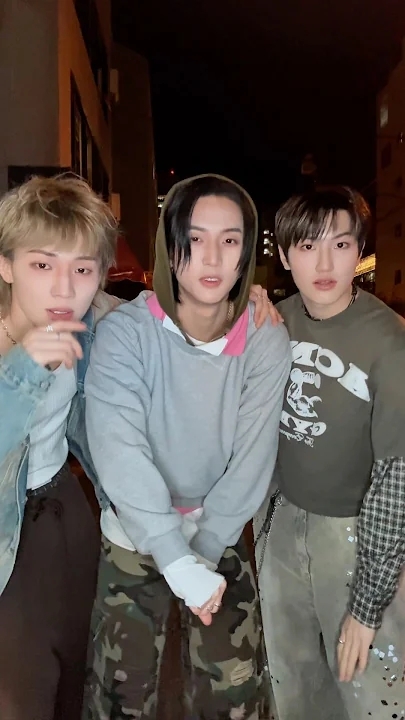 A moment captured by TNX's fan