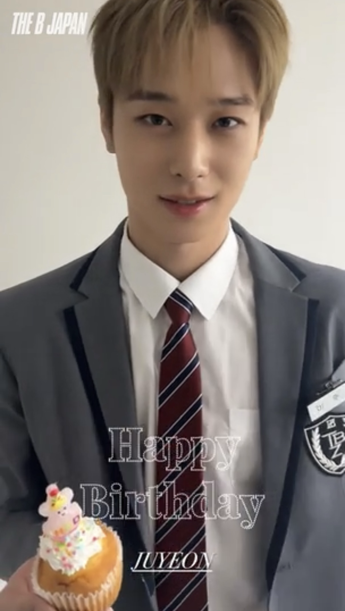 A moment captured by THE BOYZ's fan