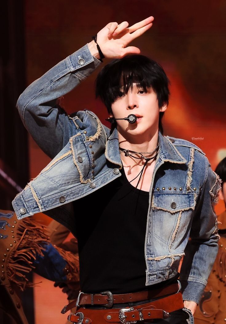 ATEEZ的最新照片