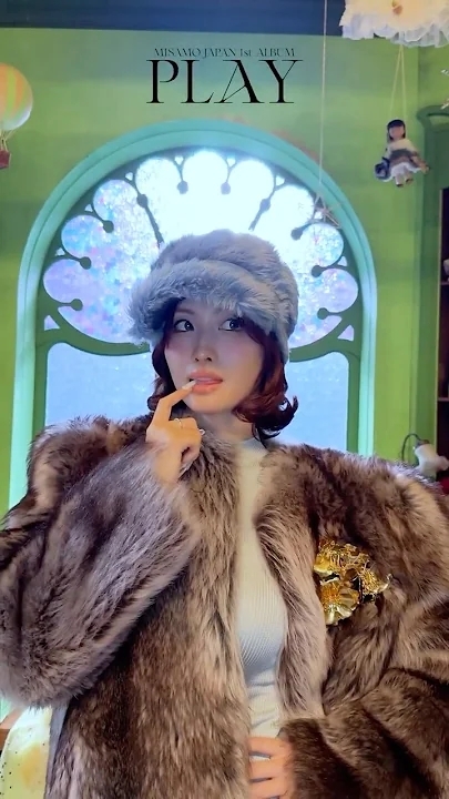 모모 (TWICE)의 비하인드 컷