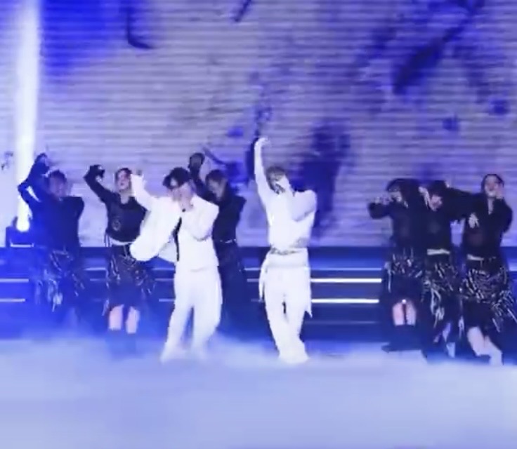 Foto terbaru NI-KI (ENHYPEN)