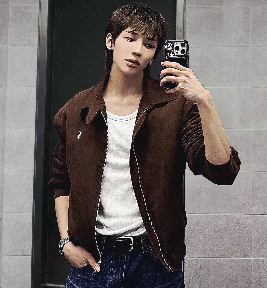 Recent activity shot of Junhyeok (TNX)