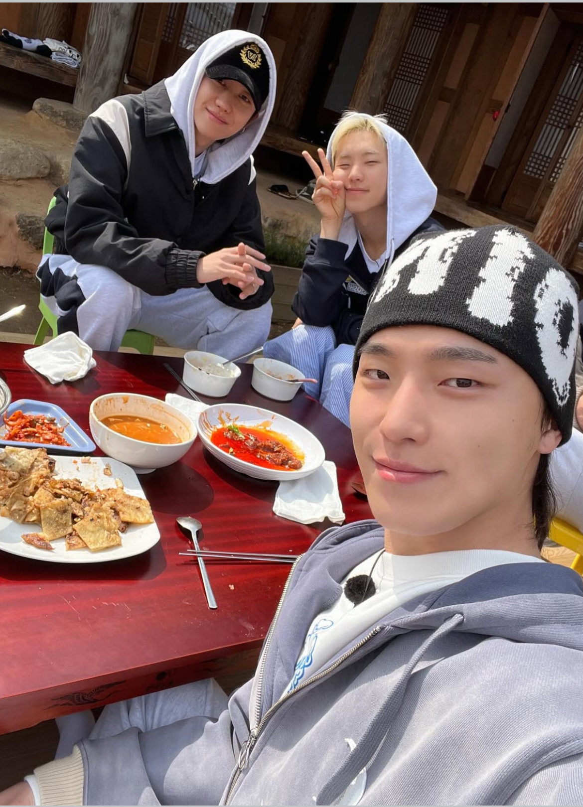 Recent activity shot of Dino (SEVENTEEN)