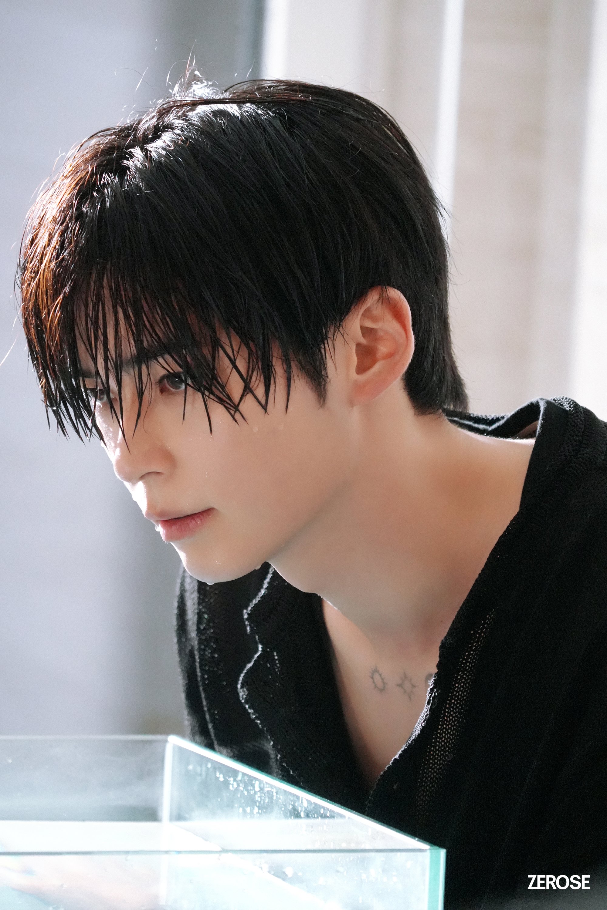 Latest photo of Sung Hanbin (ZEROBASEONE)