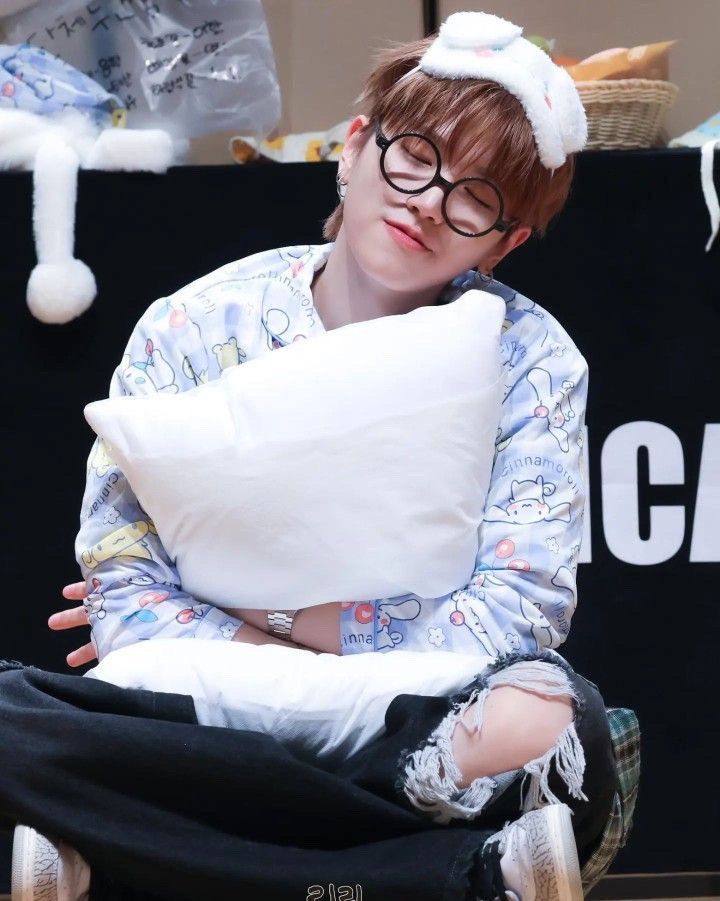 Latest photo of Riwoo (BOYNEXTDOOR)