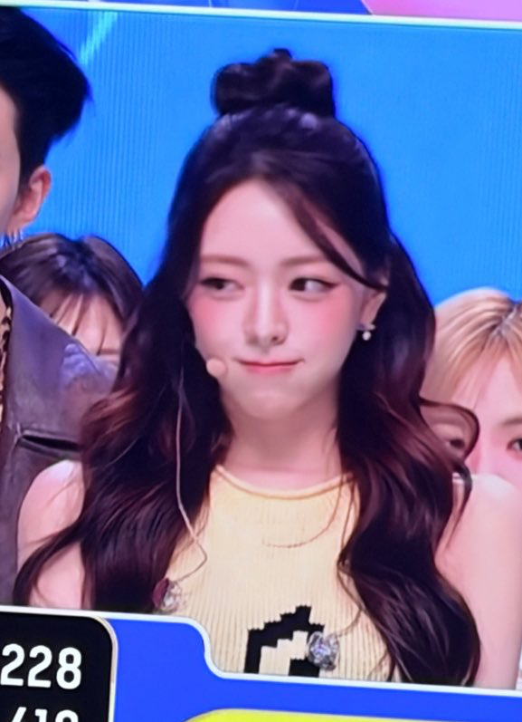 ユナ (ITZY)の舞台裏ショット