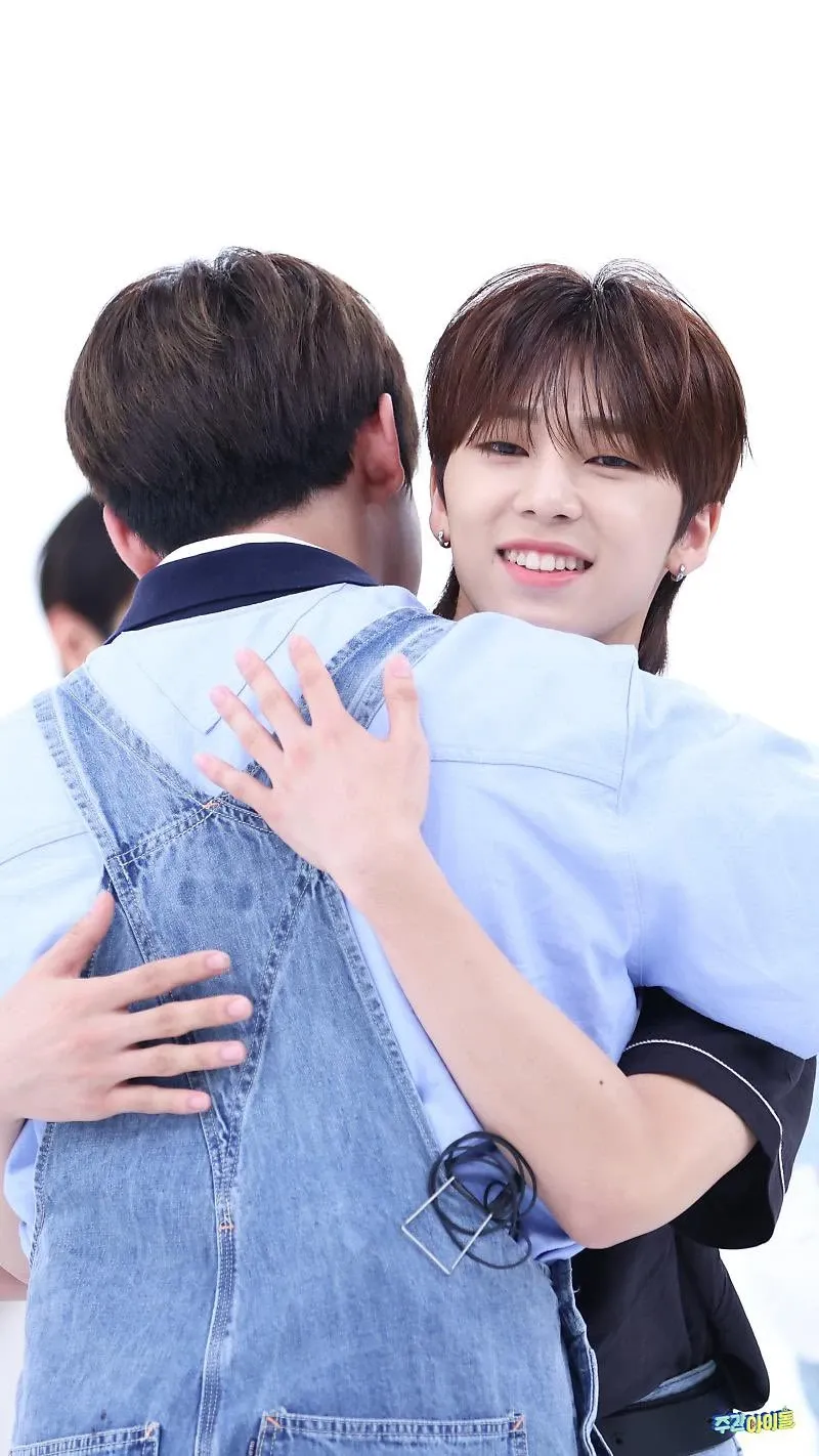 The most beloved wallpaper among So Geon (NEXZ)'s fans