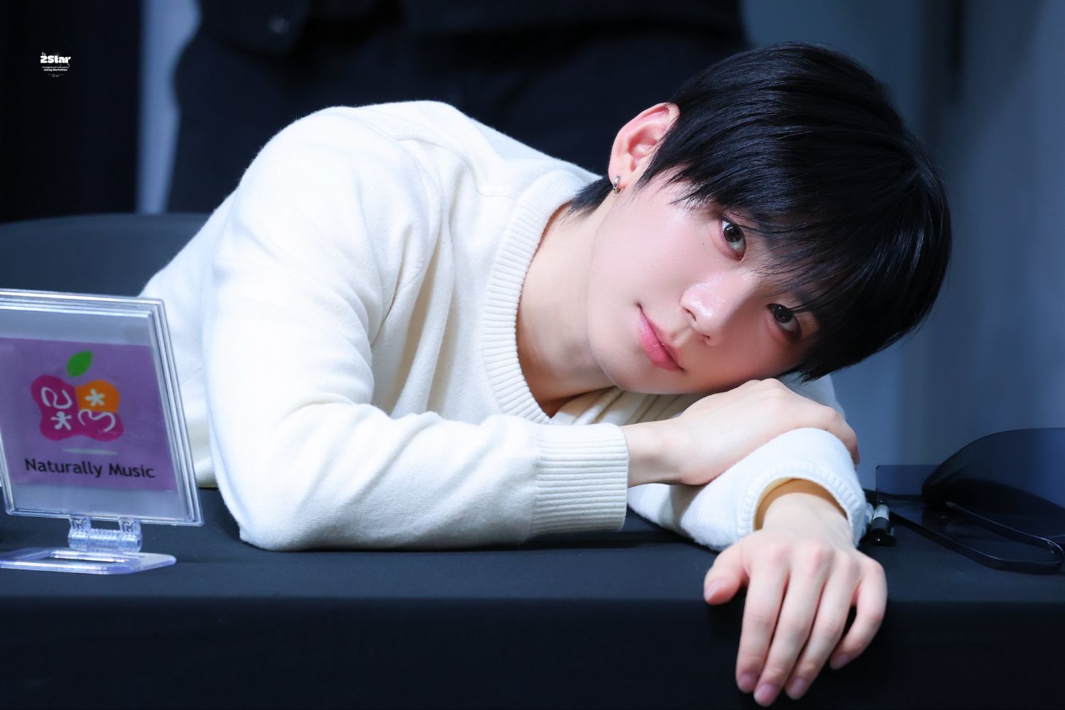 Behind-the-scenes cut of Park Han (AHOF)