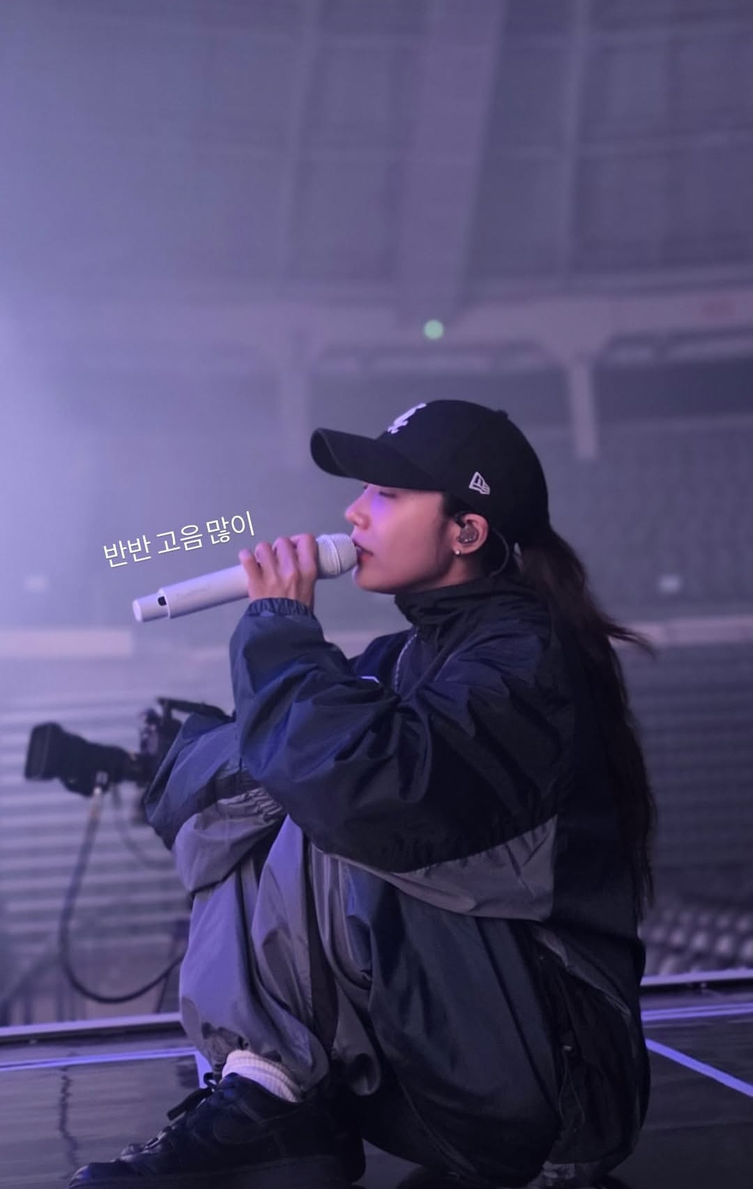 Behind-the-scenes cut of Apink