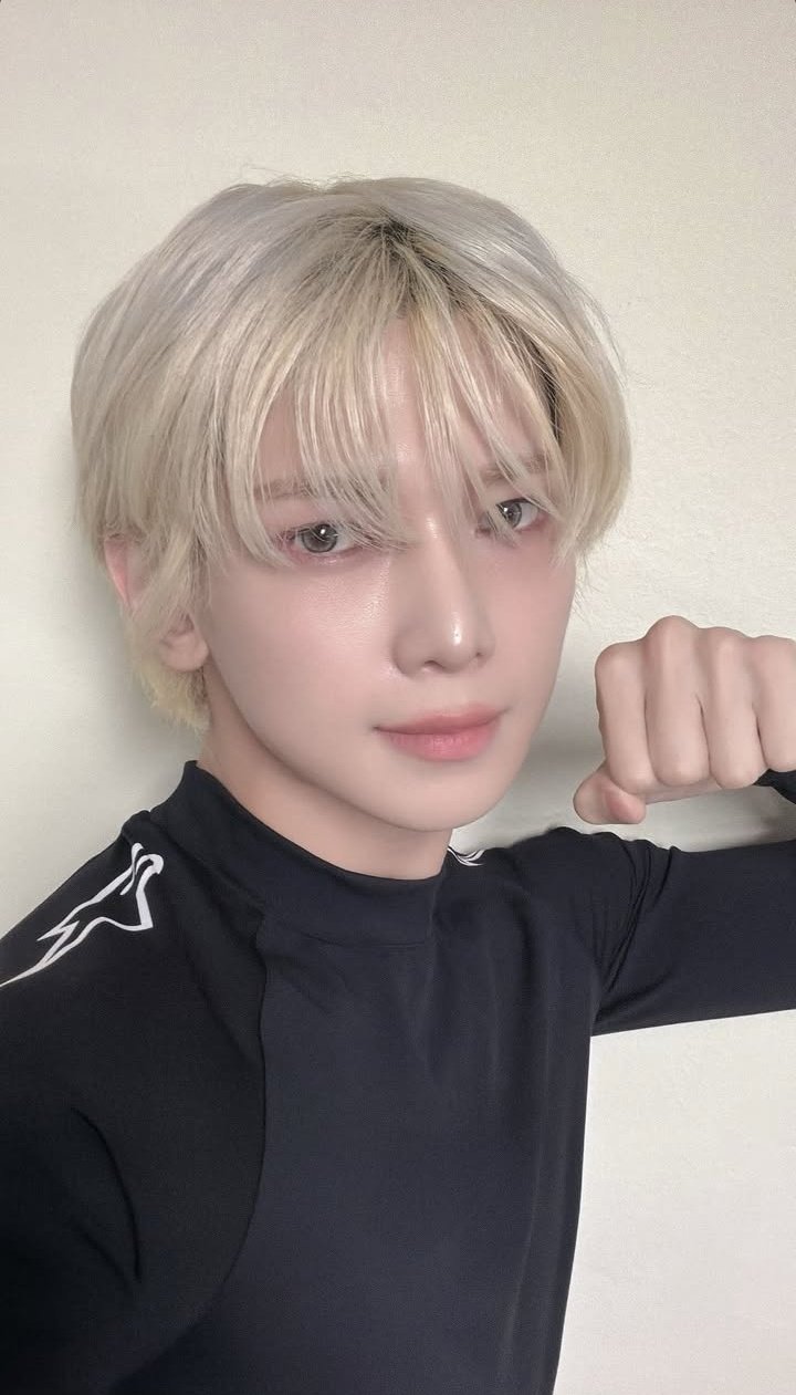 呂尚 (ATEEZ)的最新活動照片