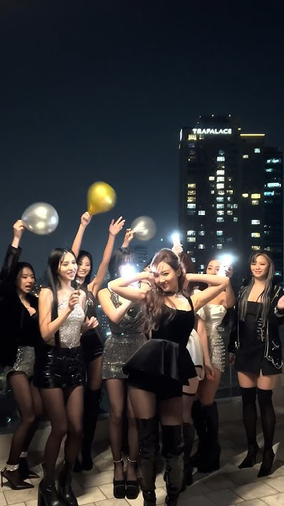 Potret di balik layar TWICE