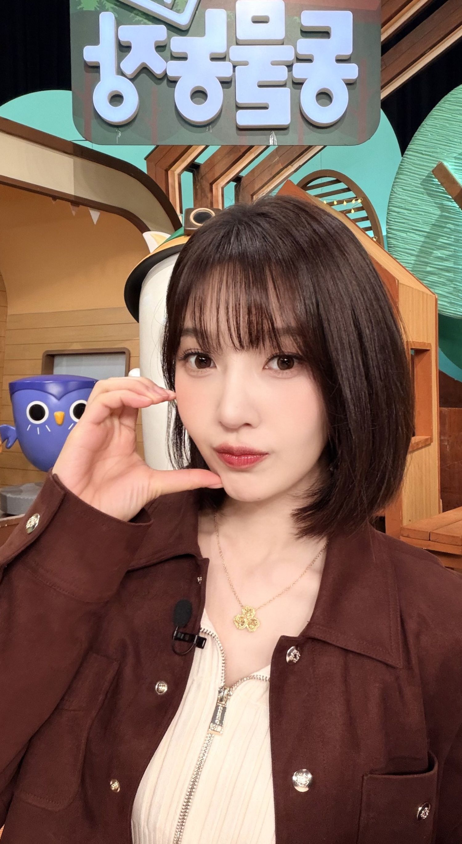 A moment captured by Joy (Red Velvet)'s fan